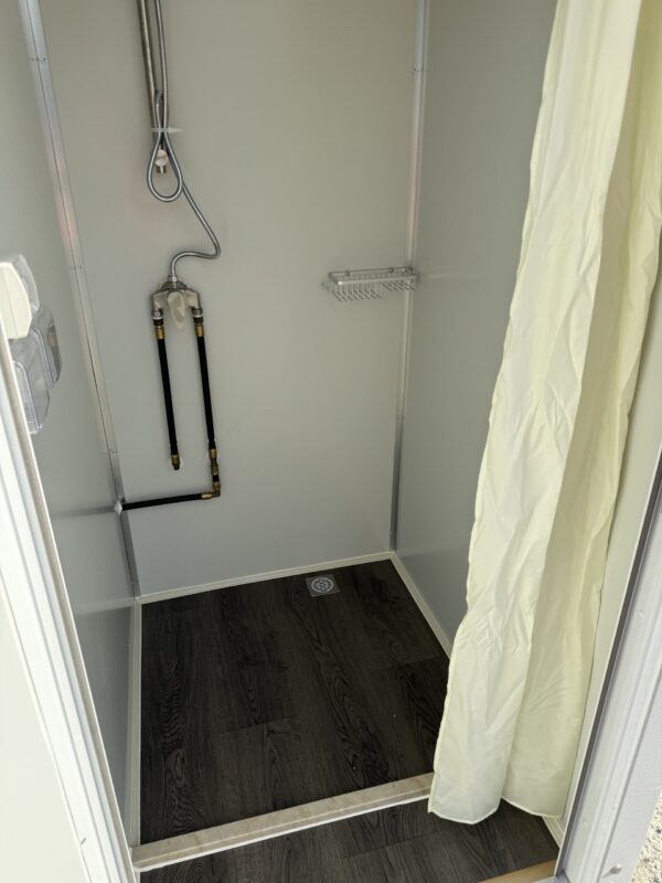 2.1x1.3m MODULAR TOILET & SHOWER - Image 5