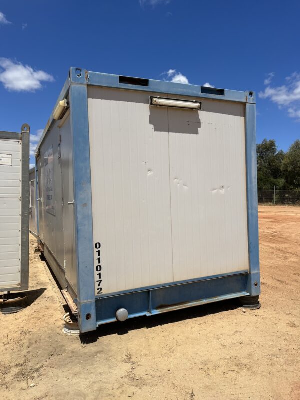 SECOND HAND 6x2.4m MF TOILET BLOCK TANK BASE REGION A2 (ASSET 6780) - Image 4