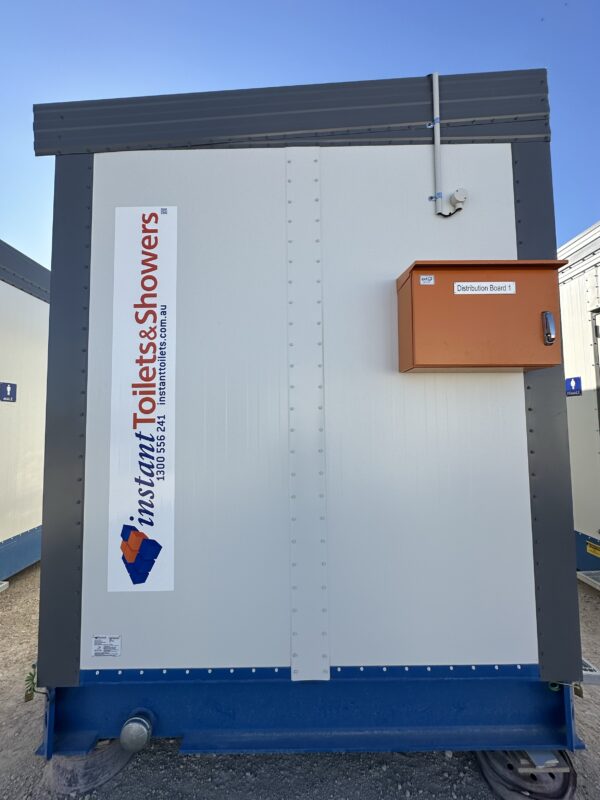 NEW 6x2.4m MF (4M, 2F) SELF-CONTAINED TOILET BLOCK REGION D2 (7291) - Image 5