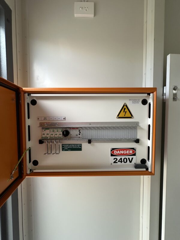 NEW 3.6×2.4m MF SELF-CONTAINED TOILET BLOCK MINE SPEC REGION D2 (6662) - Image 9